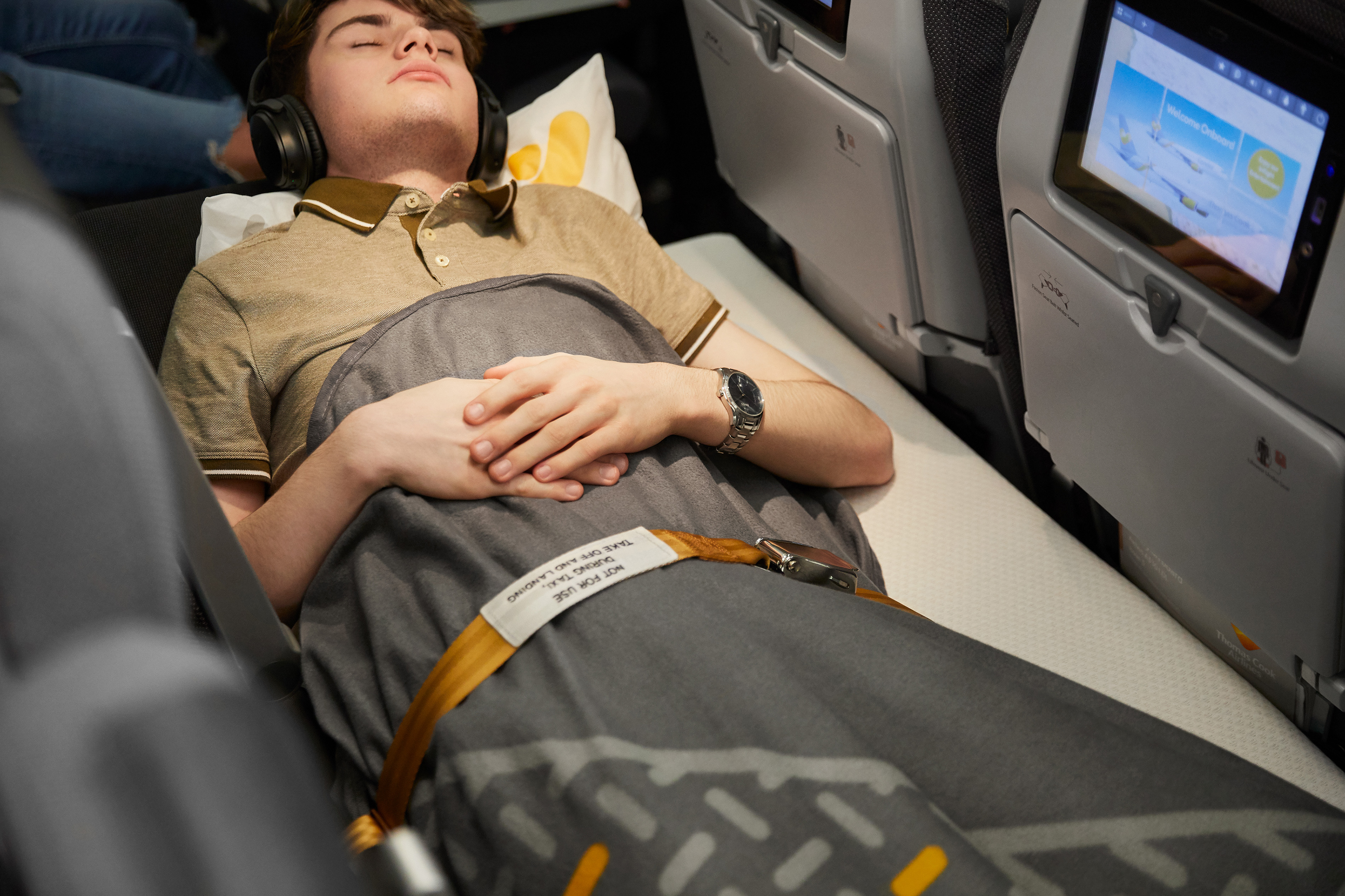 Thomas Cook Reveals Plans For Economy Class Beds Aircraft