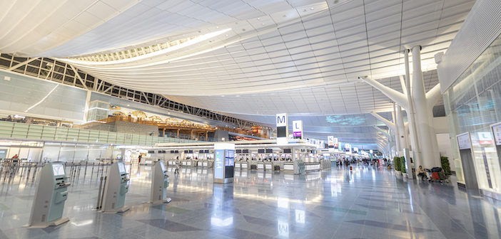 The departure hall of the International Terminal (Terminal 3) at Tokyo International (Haneda) Airport in Japan